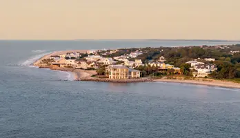 Charleston oceanfront vs waterfront luxury homes and coastal living